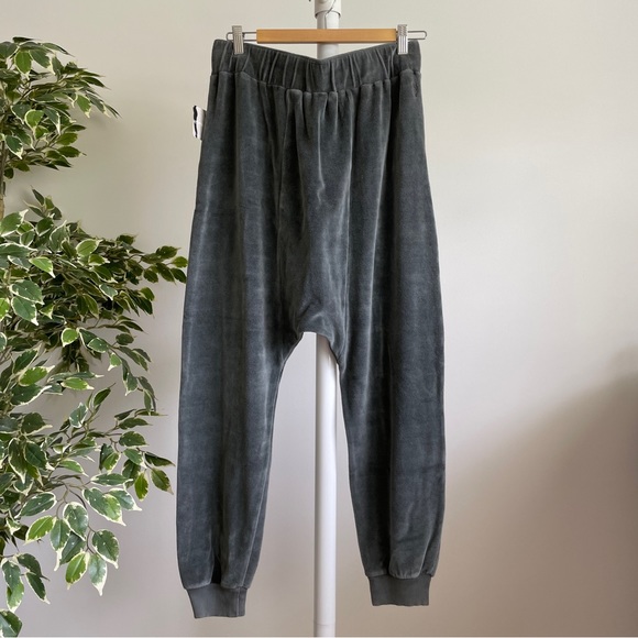 NEW Free People In The Slick Of It Harem Pants - Picture 3 of 15